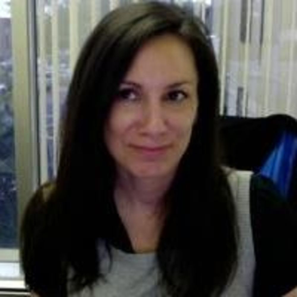 Meet your Posher, Denise